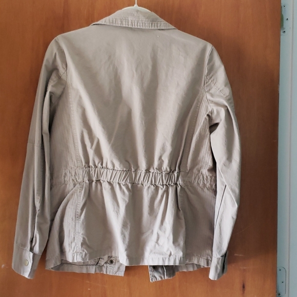 Jacket - Picture 3 of 4